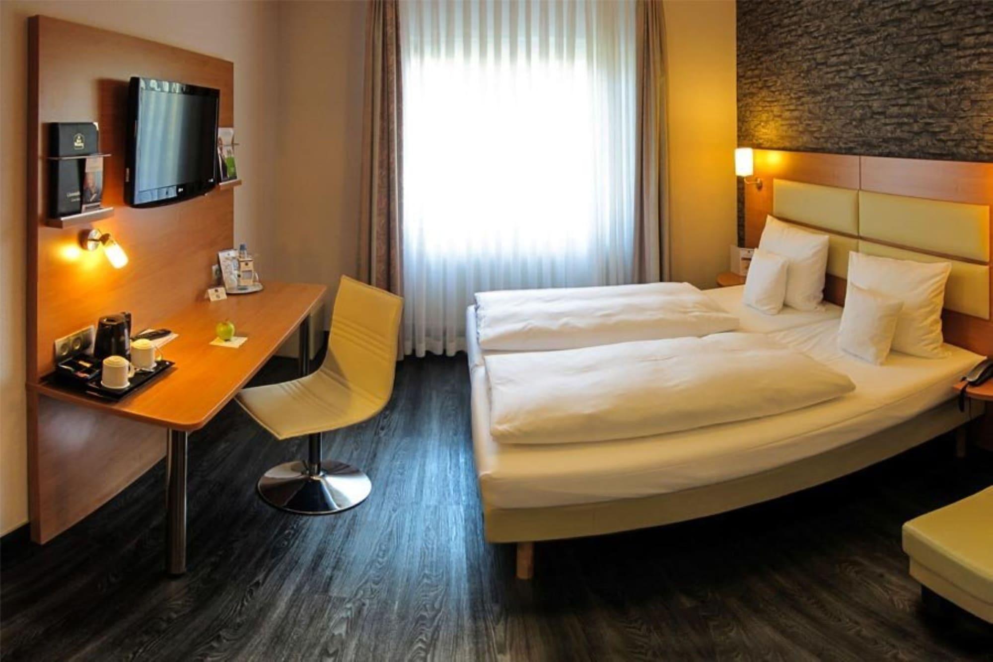 Plaza Inn Stuttgart-Leura Extérieur photo